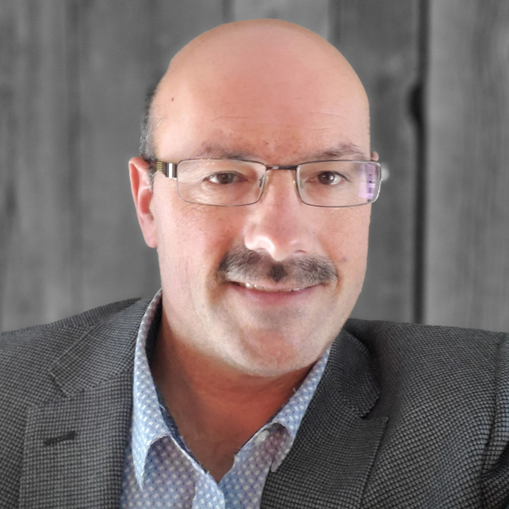 Phil Peloso Headshot Photo 2020